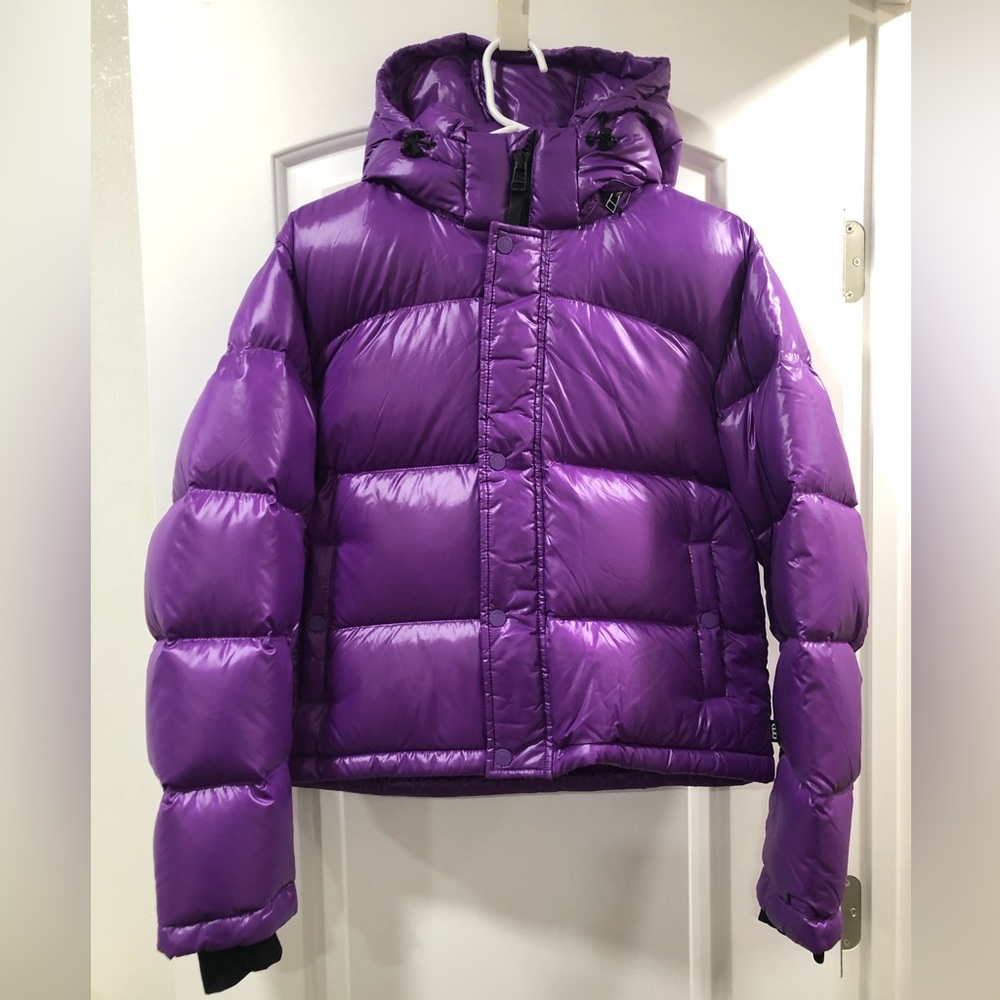 Aritzia tna super puff